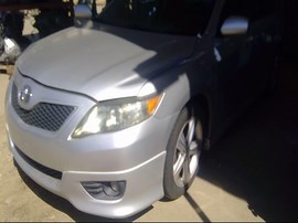 2011 TOYOTA CAMRY, SILVER, SE, 2.5L, AT,   Z25185